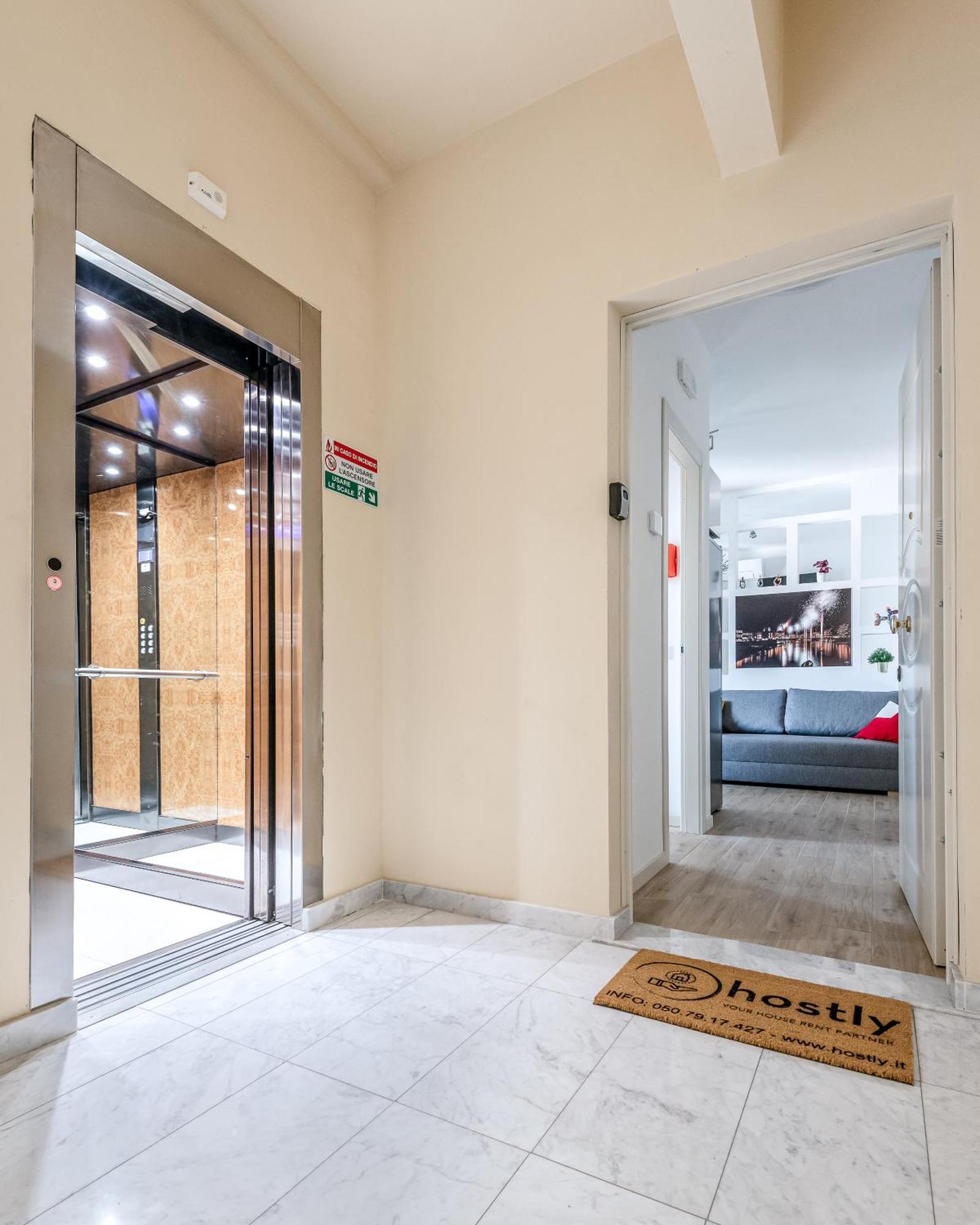 Apartmán Hostly-Giugio'S House-Lungarni And Town Center Pisa Exteriér fotografie